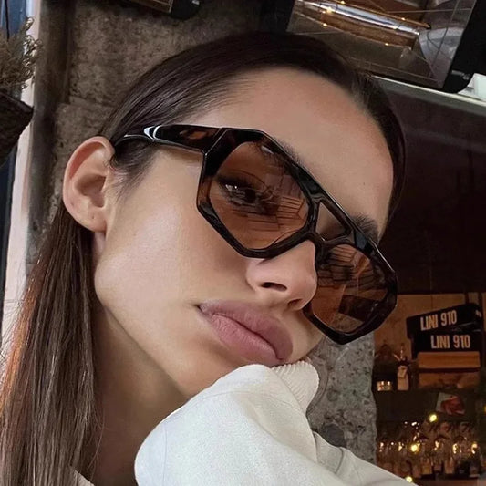 2025 Retro Double Bridge Fashion Sunglasses Women's Luxury Light Rhombus Women Sun Glasses Ins Trending Sun Shades UV400