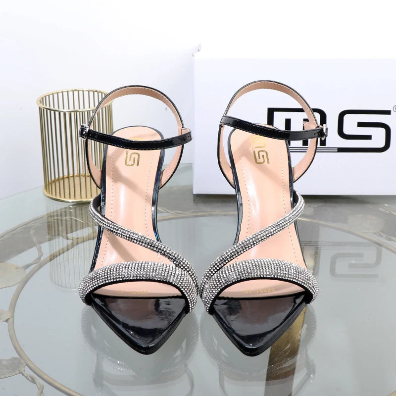 Luxury elegant green shoes 2025 summer new high heels fashion Joker fashion fairy sandals Rhinestone buckle with women's shoes