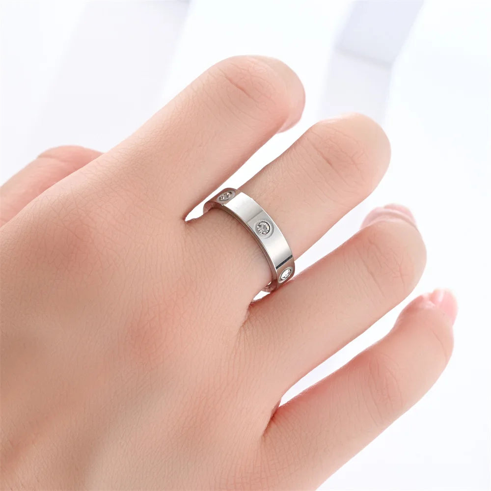 Unisex Stainless Steel Diamond Ring – Classic Fashion Accessory for Men & Women (Sizes 5–11)