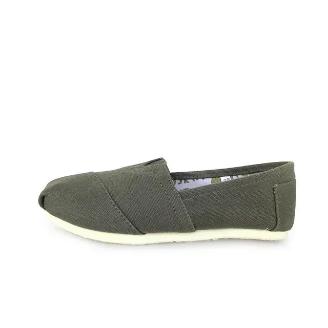 Men and Women Solid Color Shoes Large Size 35-45 Breathable Flat Canvas Flat Shoes Solid Color Soft Leather Linen Shoes