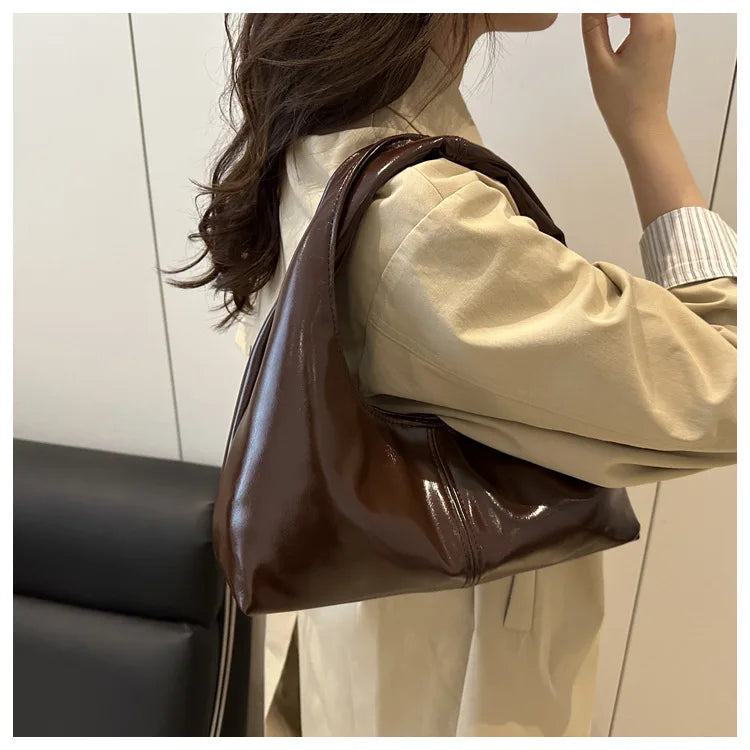 Fashion Leather Underarm Bags Women Temperament Clutch Handbags Shoulder Bag Ladies Trendy Simple Female Vintage Totes Hobos Bag