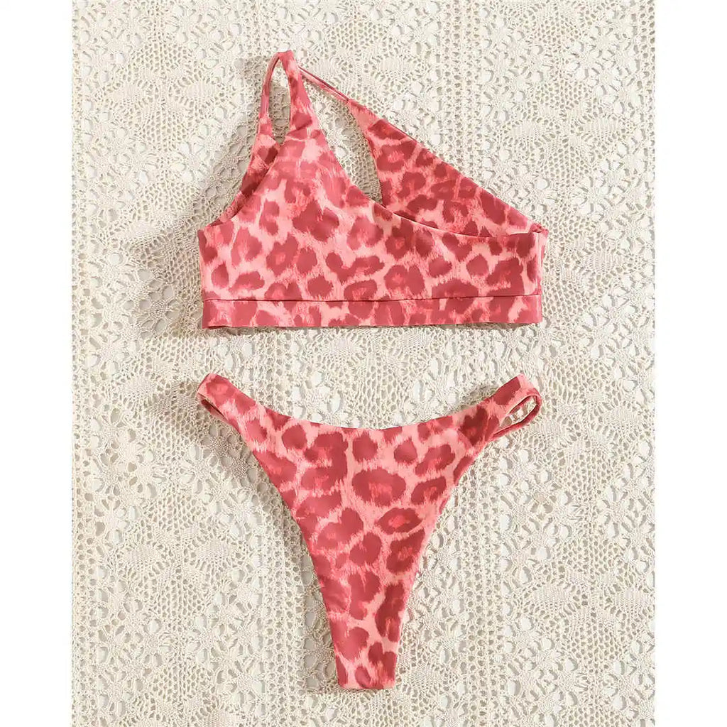 Women’s Leopard One‑Shoulder Asymmetric Bikini – Sexy Two‑Piece High‑Leg Swimsuit V2884