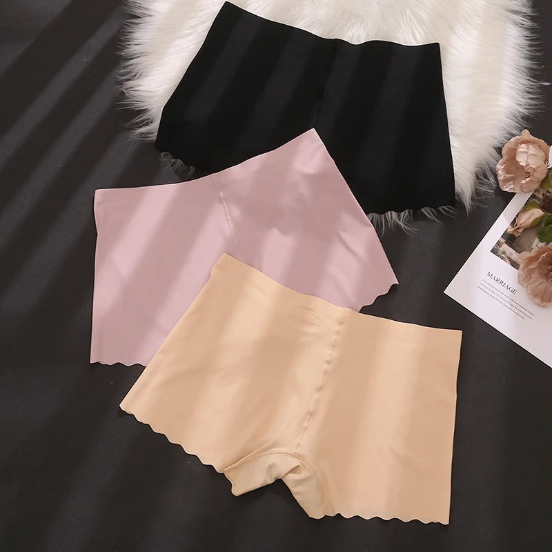 Seamless Satin Boyshorts