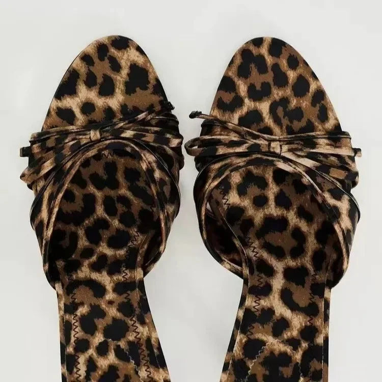 Women’s Haute Couture Fine‑Strap Cat‑Heel Clip‑Toe Sandals — French Style Summer Beach Slippers