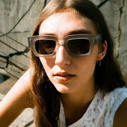 SO&EI Ins Popular Fashion Square Sunglasses Women Retro Punk Clear Ocean Lens Eyewear Men Shades UV400 Rivets Sun Glasses