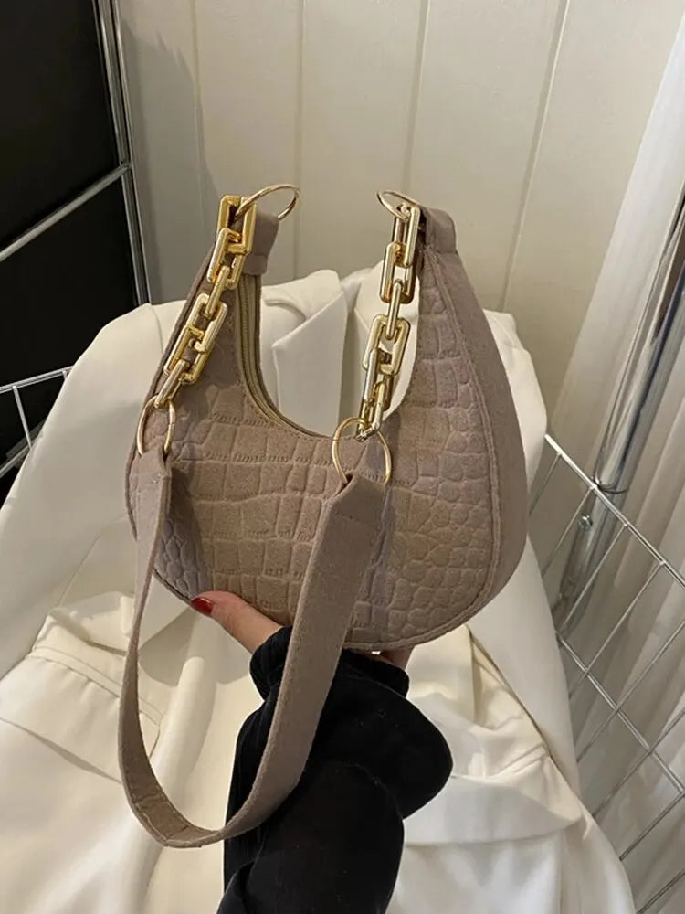 2023 New Fashion Chain Personality Trend Single Armpit Hundred With Crescent Moon Bag For Women