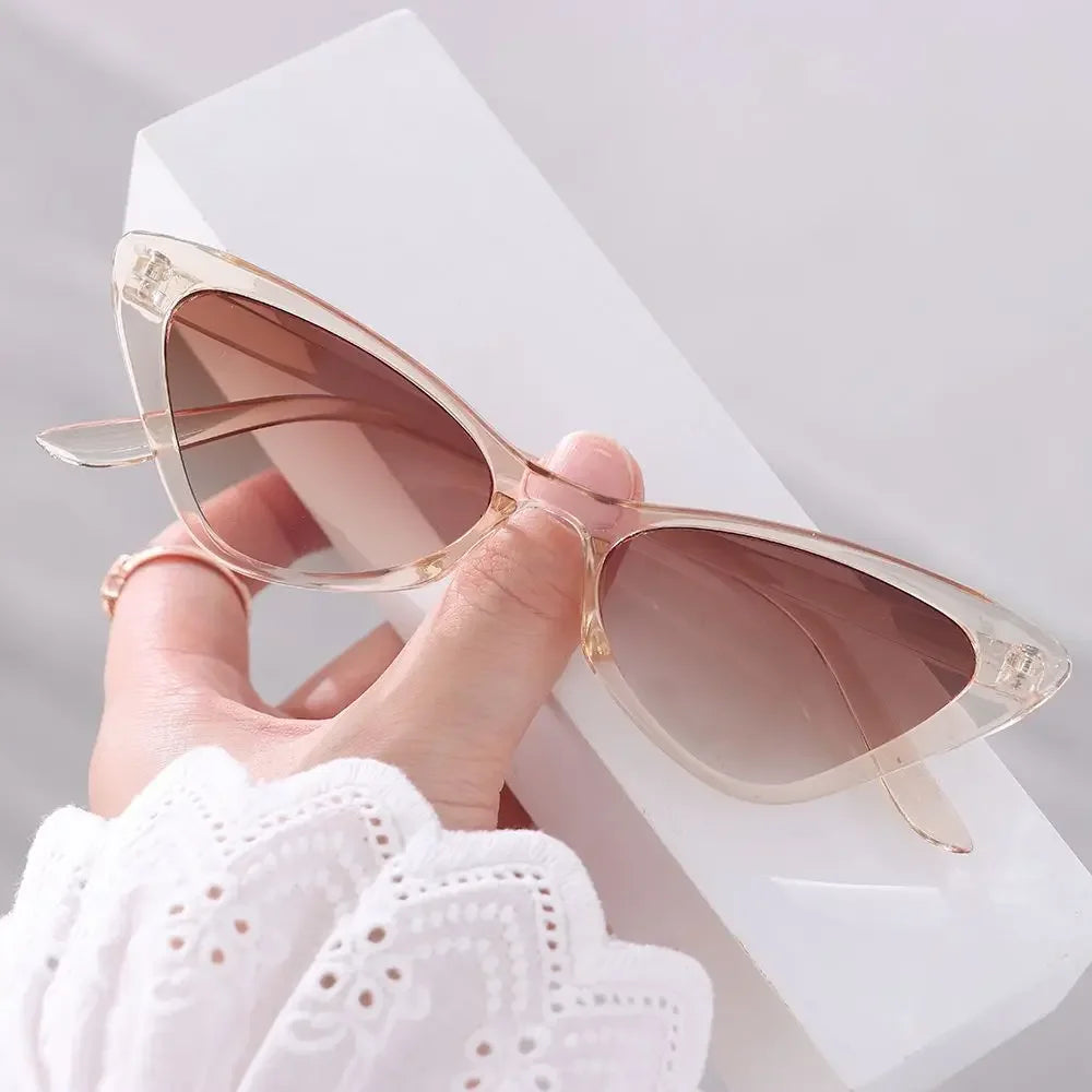 Fashion Cat Eye Sunglasses Women Vintage Oversized Shades UV400 Triangle Sun Glasses Female Goggle Eyewear Gafas De Sol