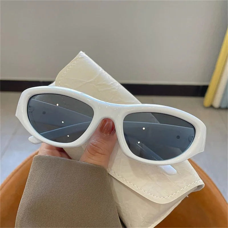 Future Sense of Technology Sunglasses Women Y2K Rimless Rectangle Shades Gradient UV400 Men One Piece Sun Glasses 2024