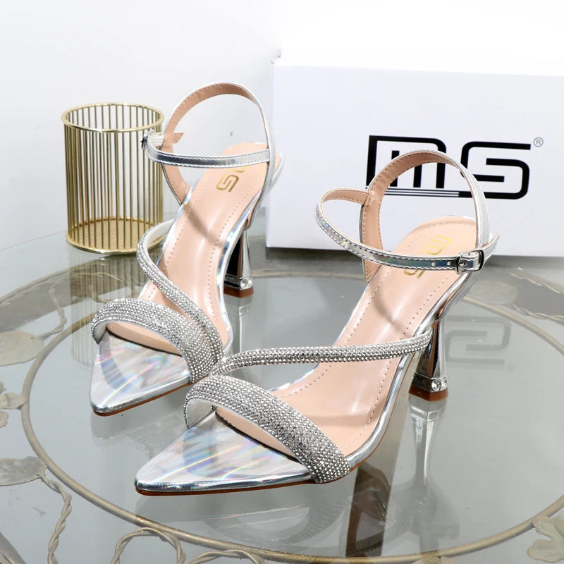 Luxury elegant green shoes 2025 summer new high heels fashion Joker fashion fairy sandals Rhinestone buckle with women's shoes