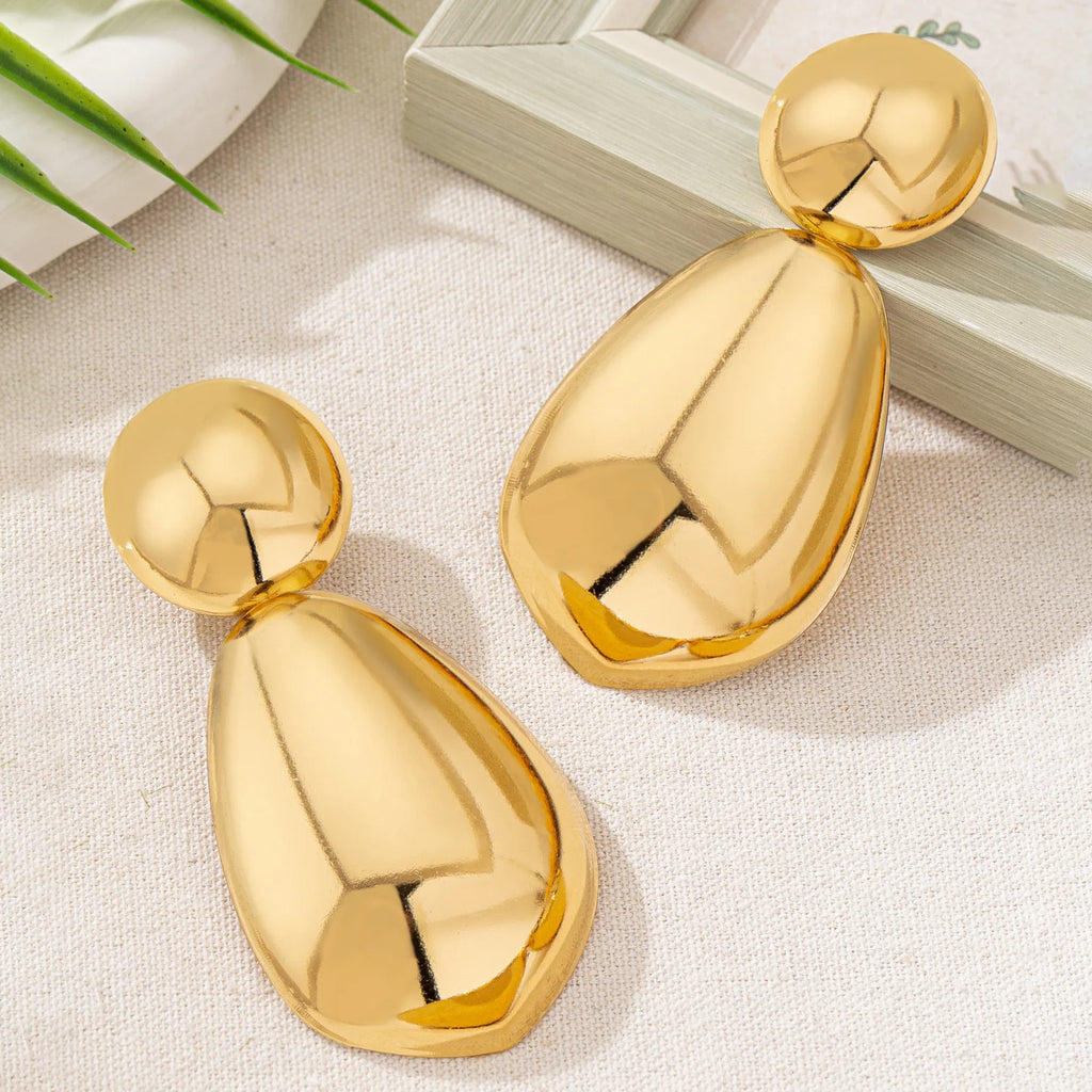 Retro Exaggerated Geometric Round Earrings for Women