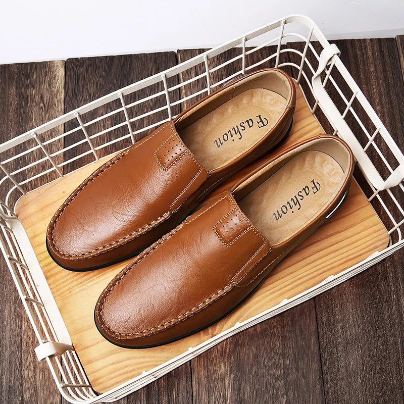 LETCOMFIT Men's Casual Loafers Solid Slip-On Leather Business Oxfords Comfort Low Top Middle Aged Men's Footwear All Season Wear