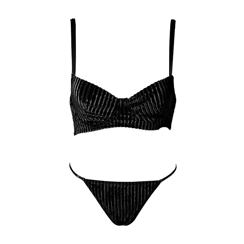 V‑Shape Underwire Ribbed Bra & Brief/Thong Set