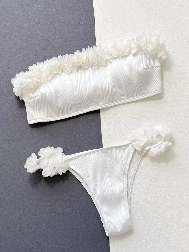 Women’s 2026 White Floral Bandeau Bikini – Strapless Ruffle Push‑Up Swimsuit, Backless Two‑Piece Beachwear2026 New Bandeau White Floral Ruffles Swimsuit Women Sexy Strapless Bikini Set Push Up Bathing Suit Backless Swimwear Beachwear