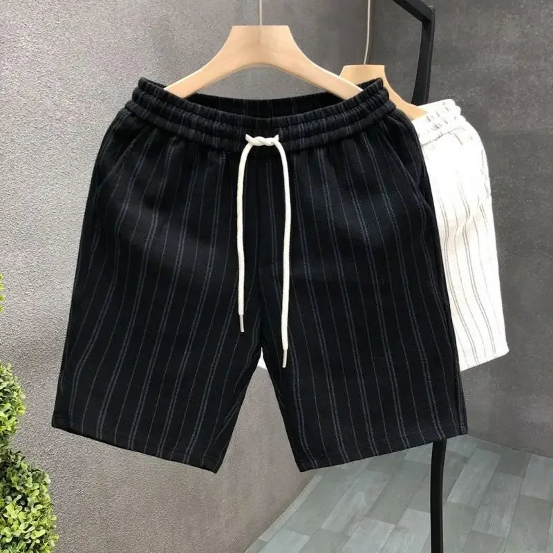 Black‑White Striped Casual Shorts