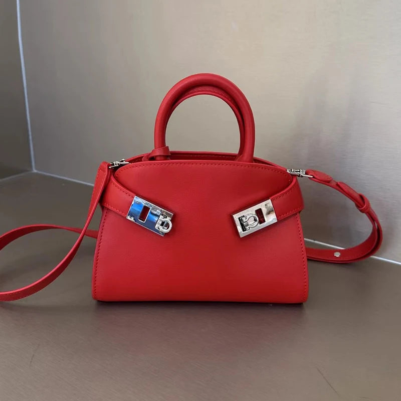 Genuine Leather Handbag Hug Bag Pillow Bag Top Layer Leather Advanced Feeling 2025 New Model Fashion Temperament Boston Bag