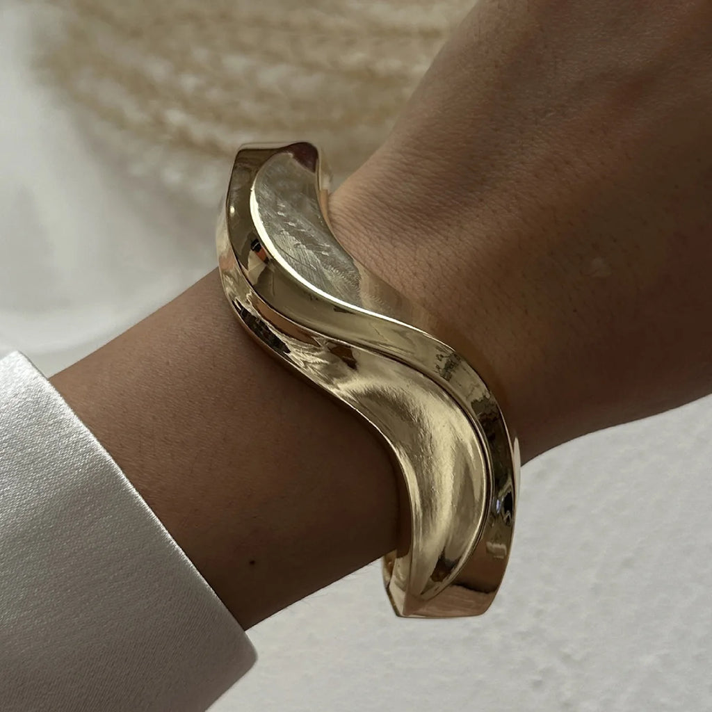 Vintage Metal Wave Twist Irregular Chunky Cuff Bracelet