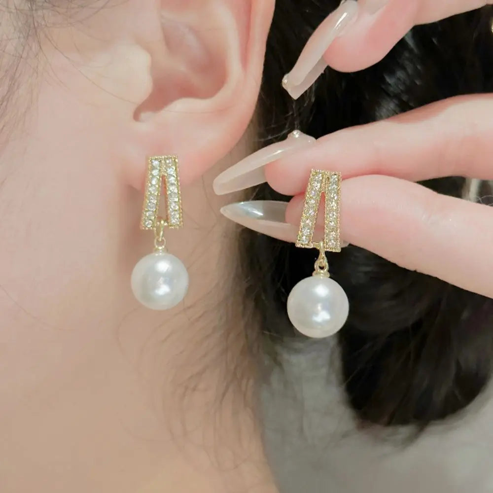 Newest S925 Silver Needle Fashion Pearl Stud Earrings Personality Trend Earring For Minimalist  Women Jewelry