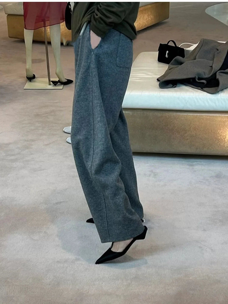 Chic Low‑Heel Pointed‑Toe Pumps