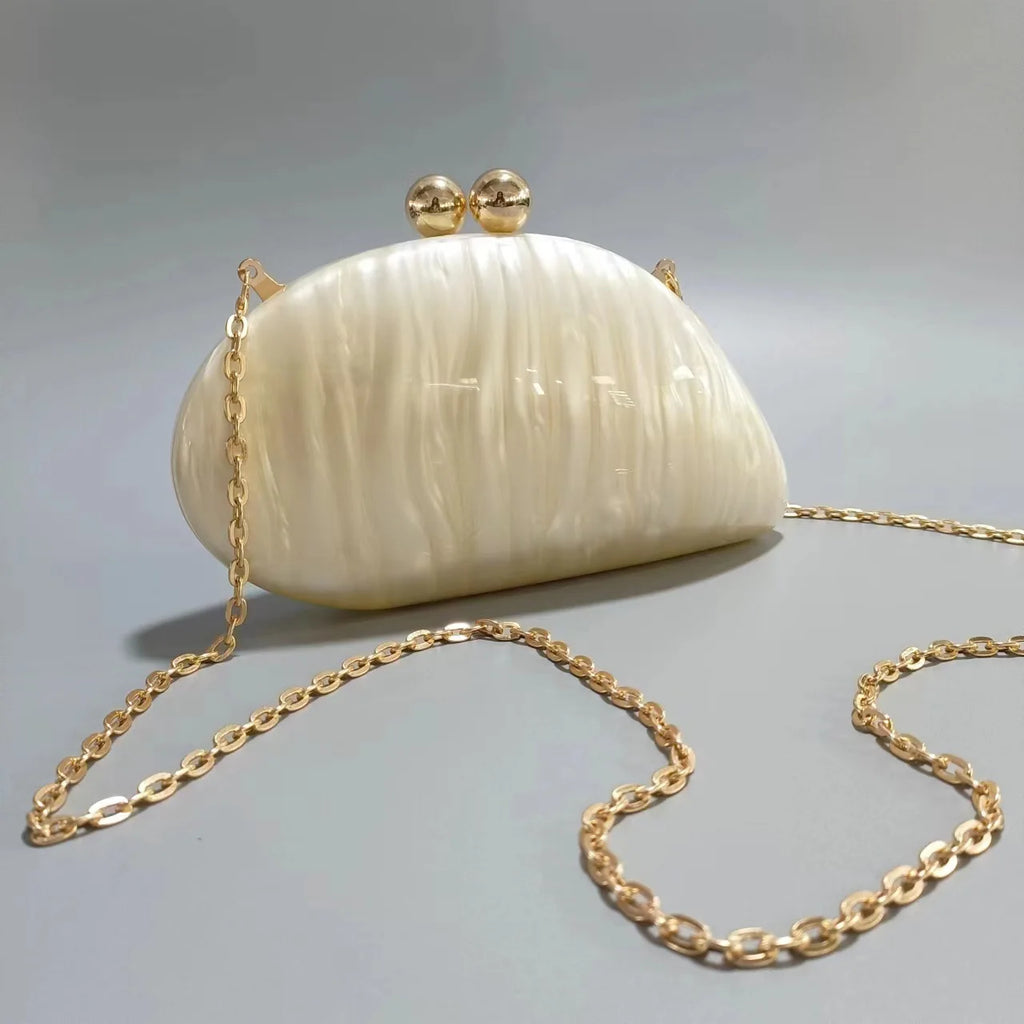 2024 New Hot Sale Acrylic Shell Shape Clutch Bag Women Designer Evening Party Cute Pearl Egg Purse Blue Handbag Wholesale