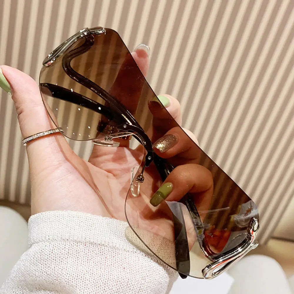 KLASSNUM Women Y2k Rimless Sunglasses Snake Metal Legs Eyewear Stylish Monoblock Gradient Outdoor Shades Trendy Brand Goggles